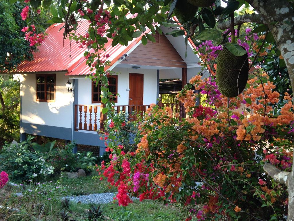 Areeya Resort Watthana Nakhon Ngoại thất bức ảnh
