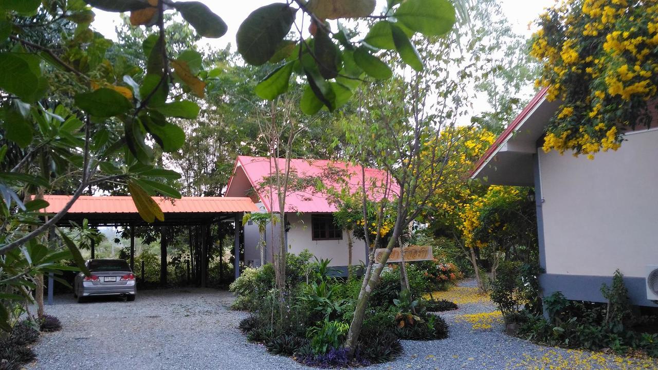 Areeya Resort Watthana Nakhon Ngoại thất bức ảnh